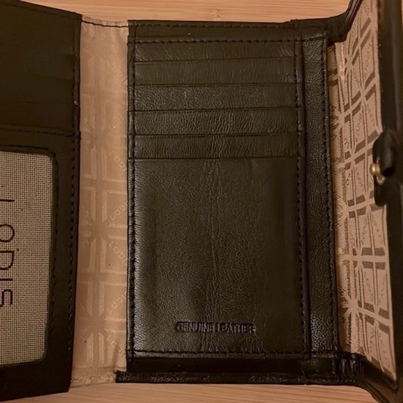 Brand New Lodis Genuine Leather Black Elia Medium Flap Wallet Compact RFID - Picture 13 of 16